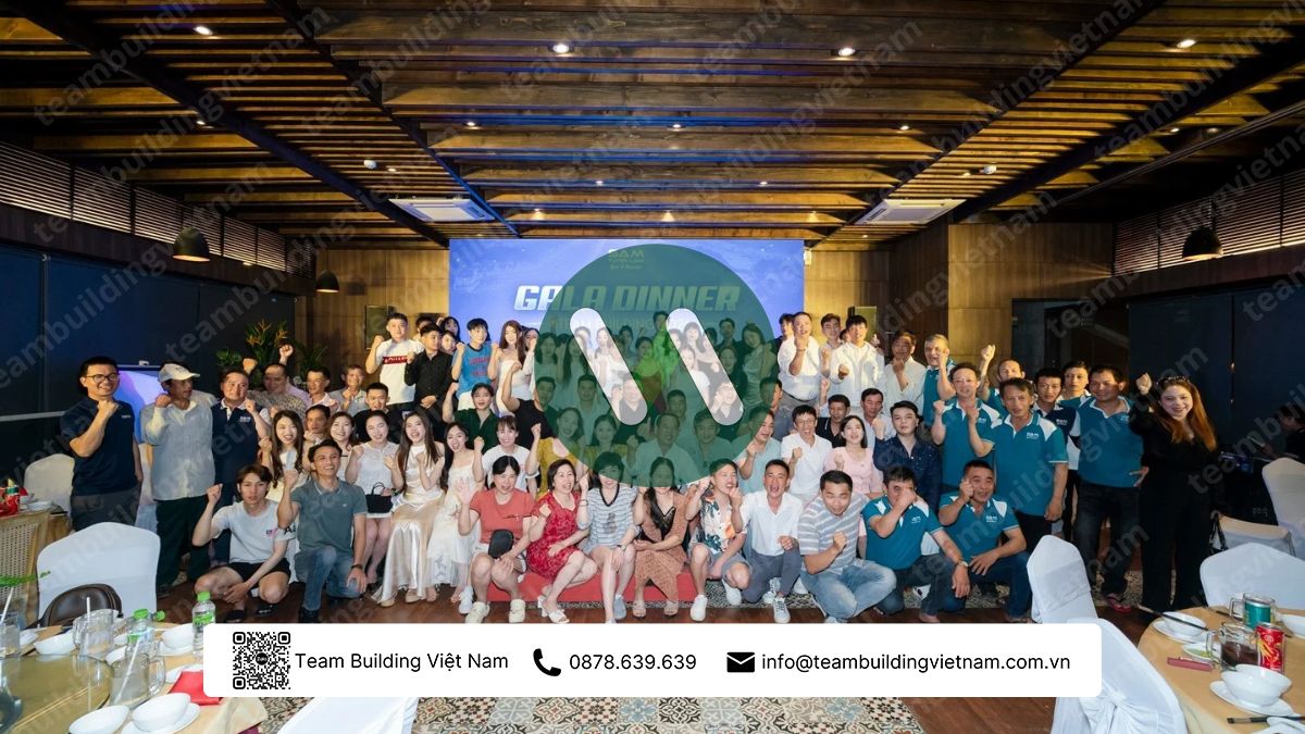 Đêm Gala Dinner đầy cảm xúc trong tour team building Phan Thiết Mũi Né 2026